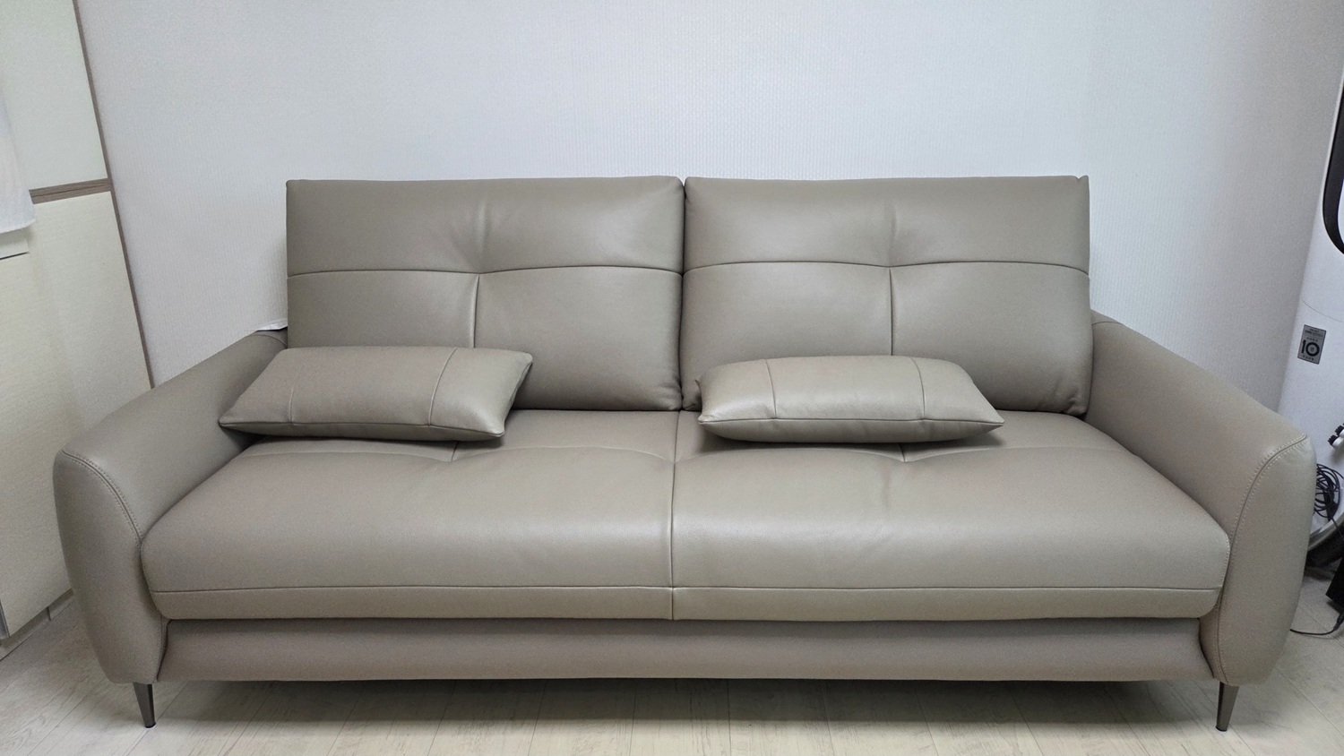 Sofa SPONGY - Sofa Băng 2 Chỗ Nhỏ Gọn Và Êm Ái