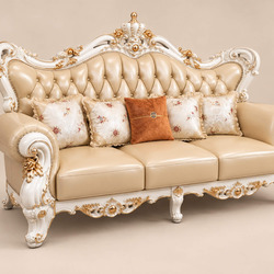 Ghế sofa băng 2 chỗ ngồi của bộ VERSALÉON, chụp góc nghiêng. Hình ảnh thể hiện rõ phần lưng tựa rút múi tinh tế và các chi…