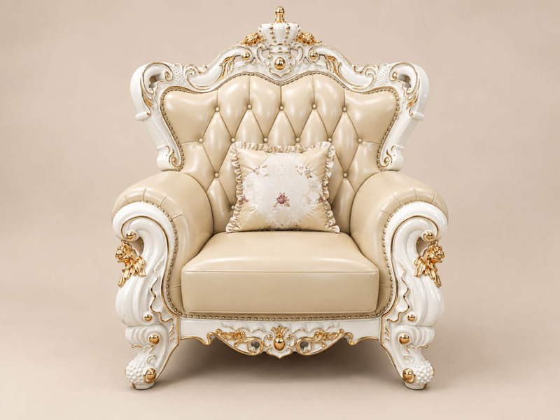 Ghế sofa đơn của bộ VERSALÉON, chụp chính diện. Ghế có lưng tựa cao hình vương miện, bọc da màu kem mềm mại và khung gỗ ch…