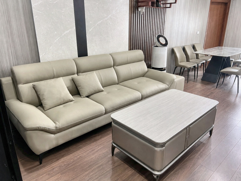 Bàn trà mặt đá vân trắng bo góc tại showroom – Nội Thất Gia Khánh