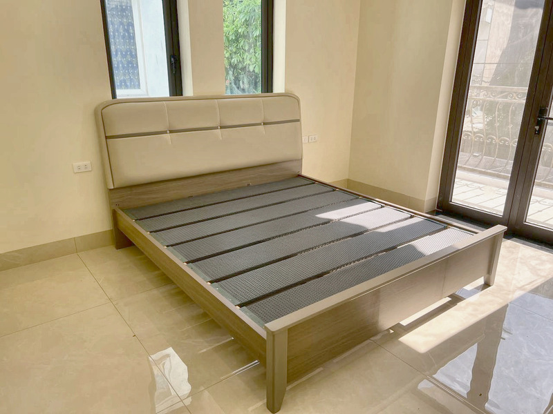Giường gỗ đầu giường bọc da chần ô tại nhà khách hàng – Nội Thất Gia Khánh
