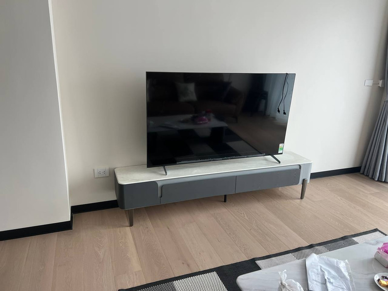Kệ tivi mặt đá trắng tại nhà khách hàng – Nội Thất Gia Khánh
