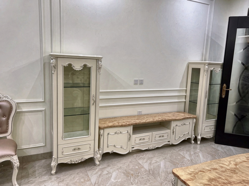 Kệ tivi mặt đá viền chỉ bạc tại nhà khách hàng – Nội Thất Gia Khánh
