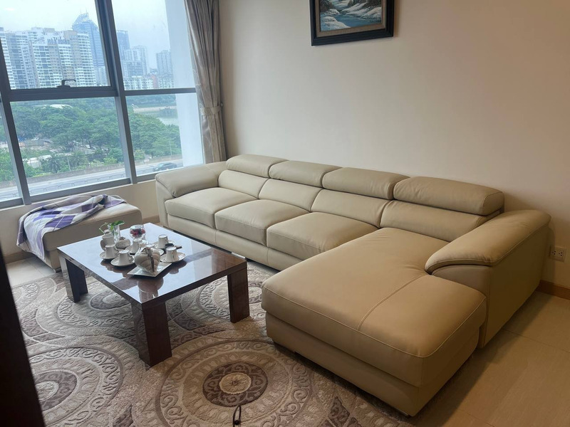 Sofa góc L da bo tựa đầu cao tại nhà khách hàng – Nội Thất Gia Khánh