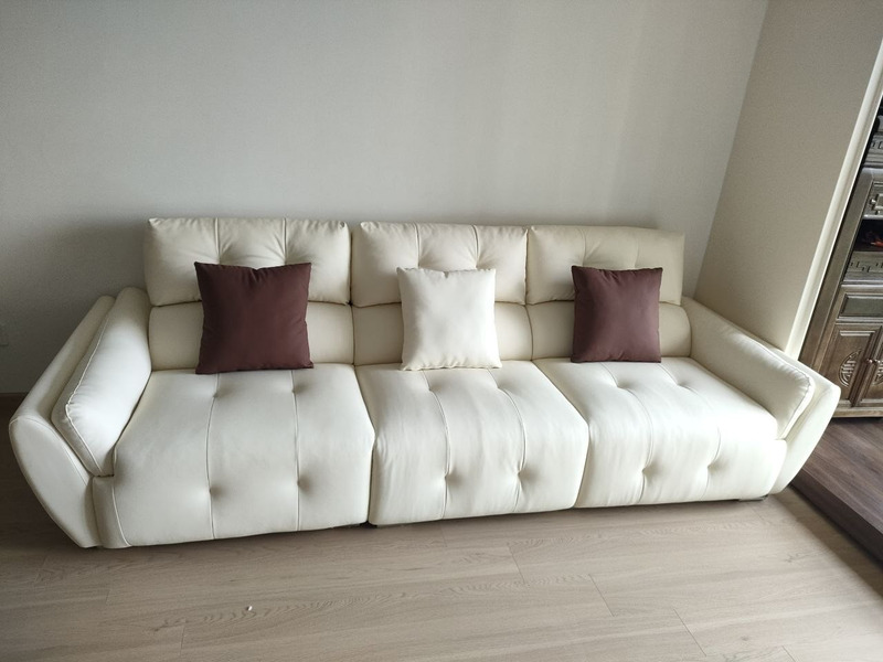 Sofa văng 3 chỗ da bọc kem tại nhà khách hàng – Nội Thất Gia Khánh