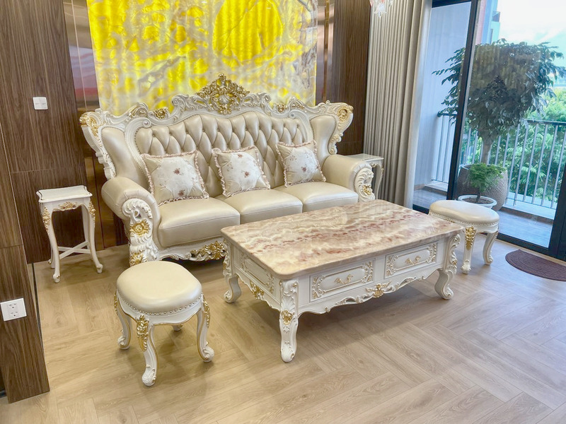 Sofa văng 3 chỗ tân cổ điển da bọc chỉ đồng tiền tại showroom – Nội Thất Gia Khánh