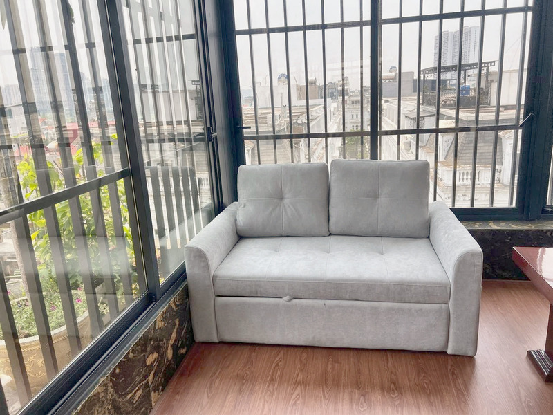 Sofa văng 2 chỗ vải nỉ xám, có hộc chứa đồ tại nhà khách hàng – Nội Thất Gia Khánh