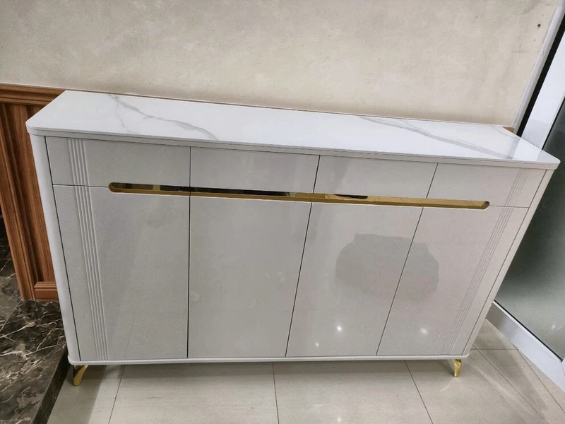 Tủ giày 4 cánh mặt đá vân mây tại nhà khách hàng – Nội Thất Gia Khánh